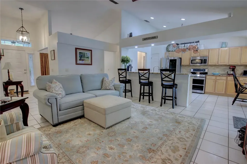 301 Oak Leaf Circle Lake Mary FL 32746
