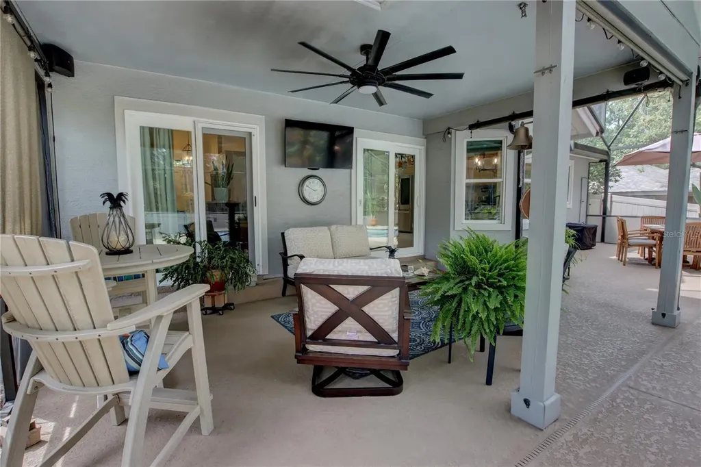 301 Oak Leaf Circle Lake Mary FL 32746