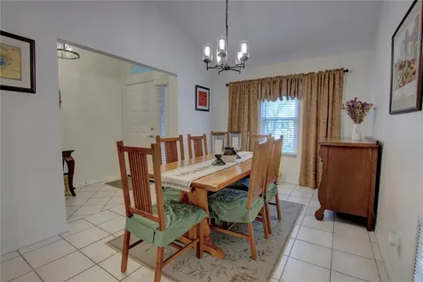 301 Oak Leaf Circle Lake Mary FL 32746