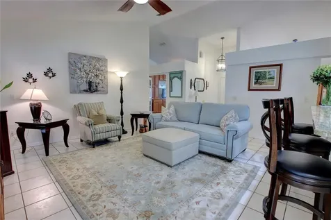 301 Oak Leaf Circle Lake Mary FL 32746