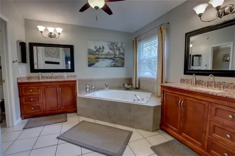 301 Oak Leaf Circle Lake Mary FL 32746