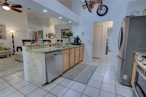 301 Oak Leaf Circle Lake Mary FL 32746