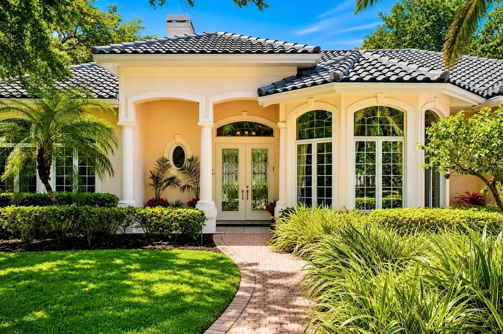 402 Macewen Drive Osprey FL 34229