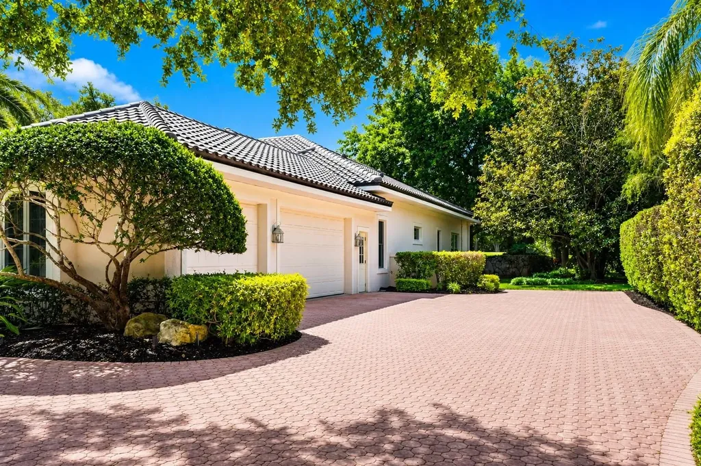 402 Macewen Drive Osprey FL 34229