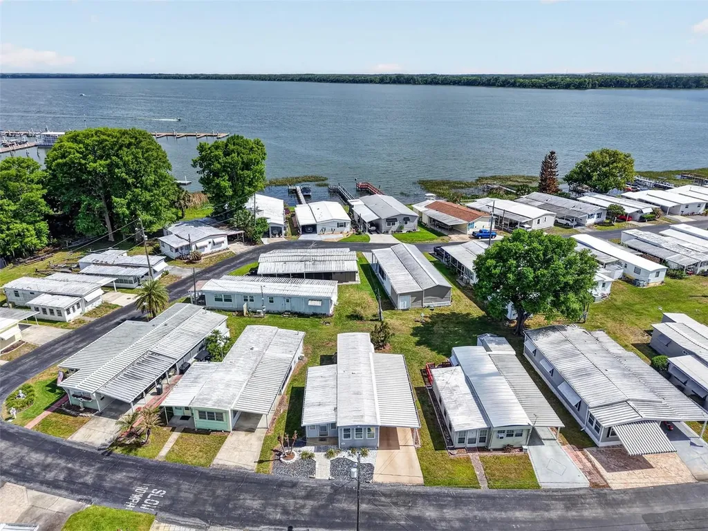 465 Marina Lane Tavares FL 32778