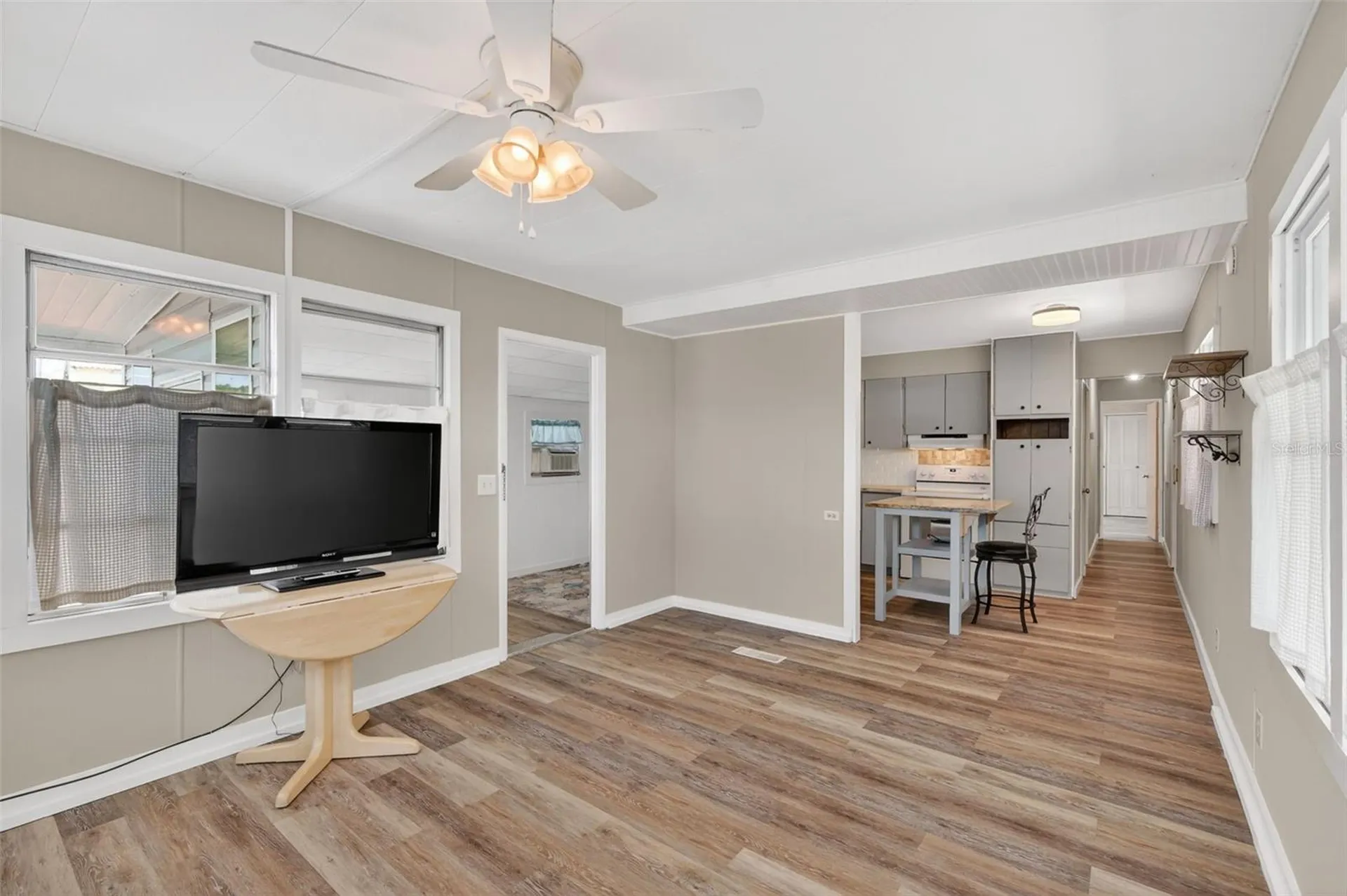 465 Marina Lane Tavares FL 32778