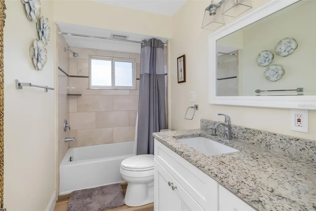 3910 Joyce Drive Bradenton FL 34208