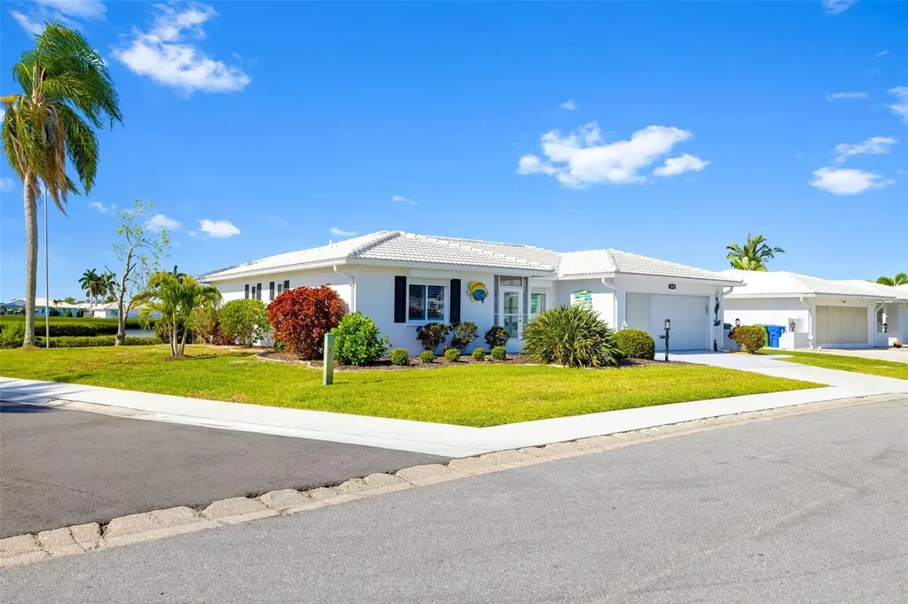 3910 Joyce Drive Bradenton FL 34208