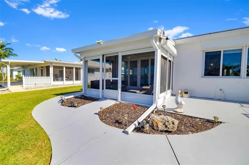 3910 Joyce Drive Bradenton FL 34208