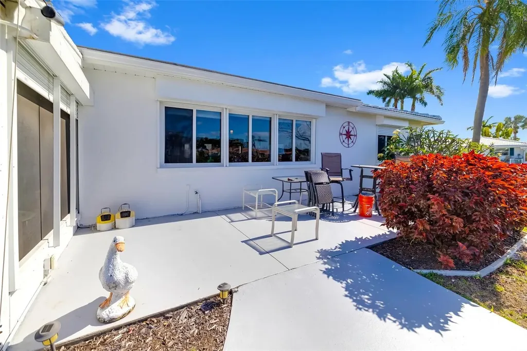 3910 Joyce Drive Bradenton FL 34208