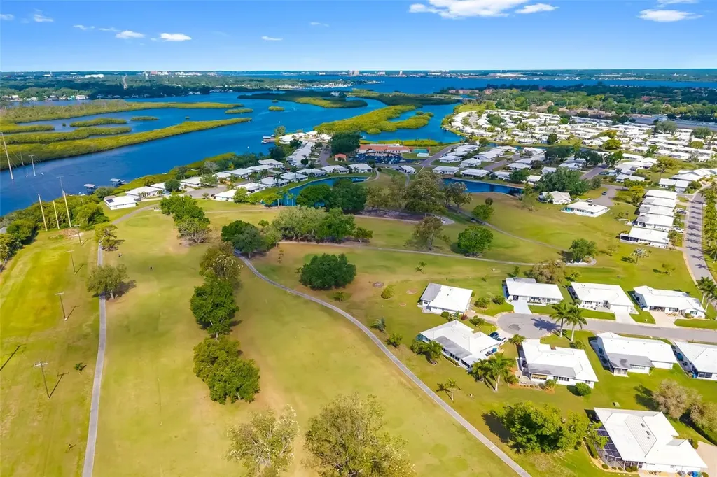 3910 Joyce Drive Bradenton FL 34208
