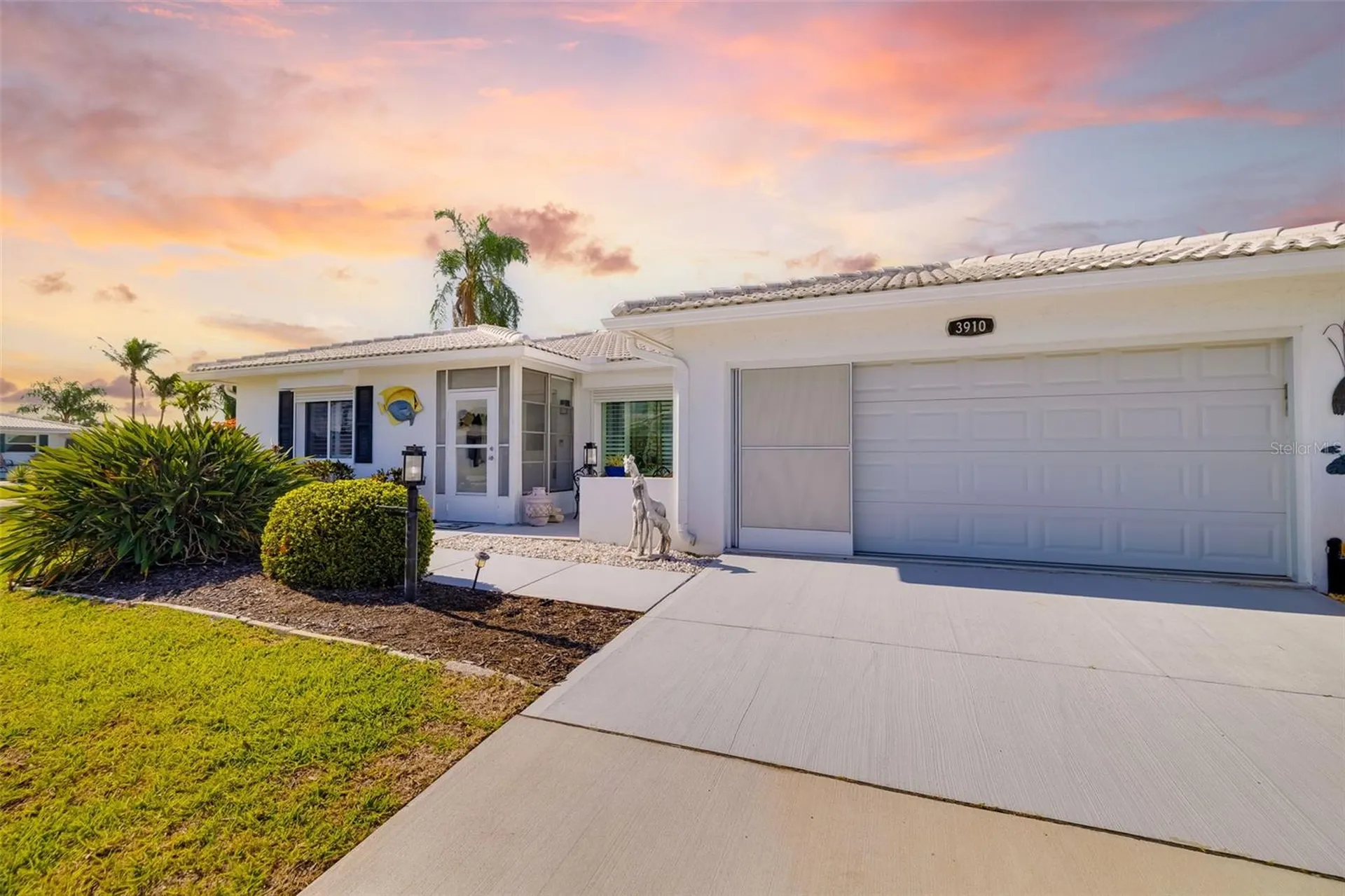 3910 Joyce Drive Bradenton FL 34208