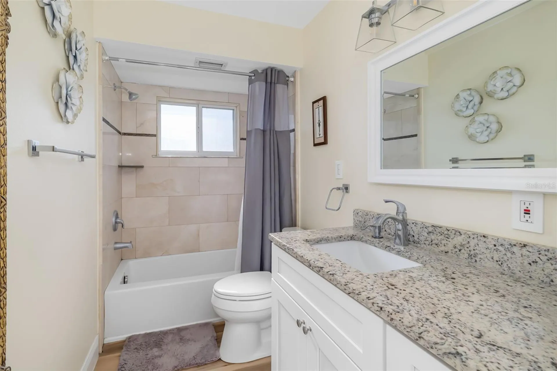 3910 Joyce Drive Bradenton FL 34208