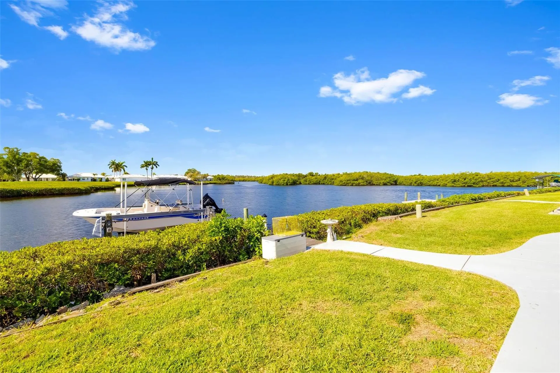 3910 Joyce Drive Bradenton FL 34208