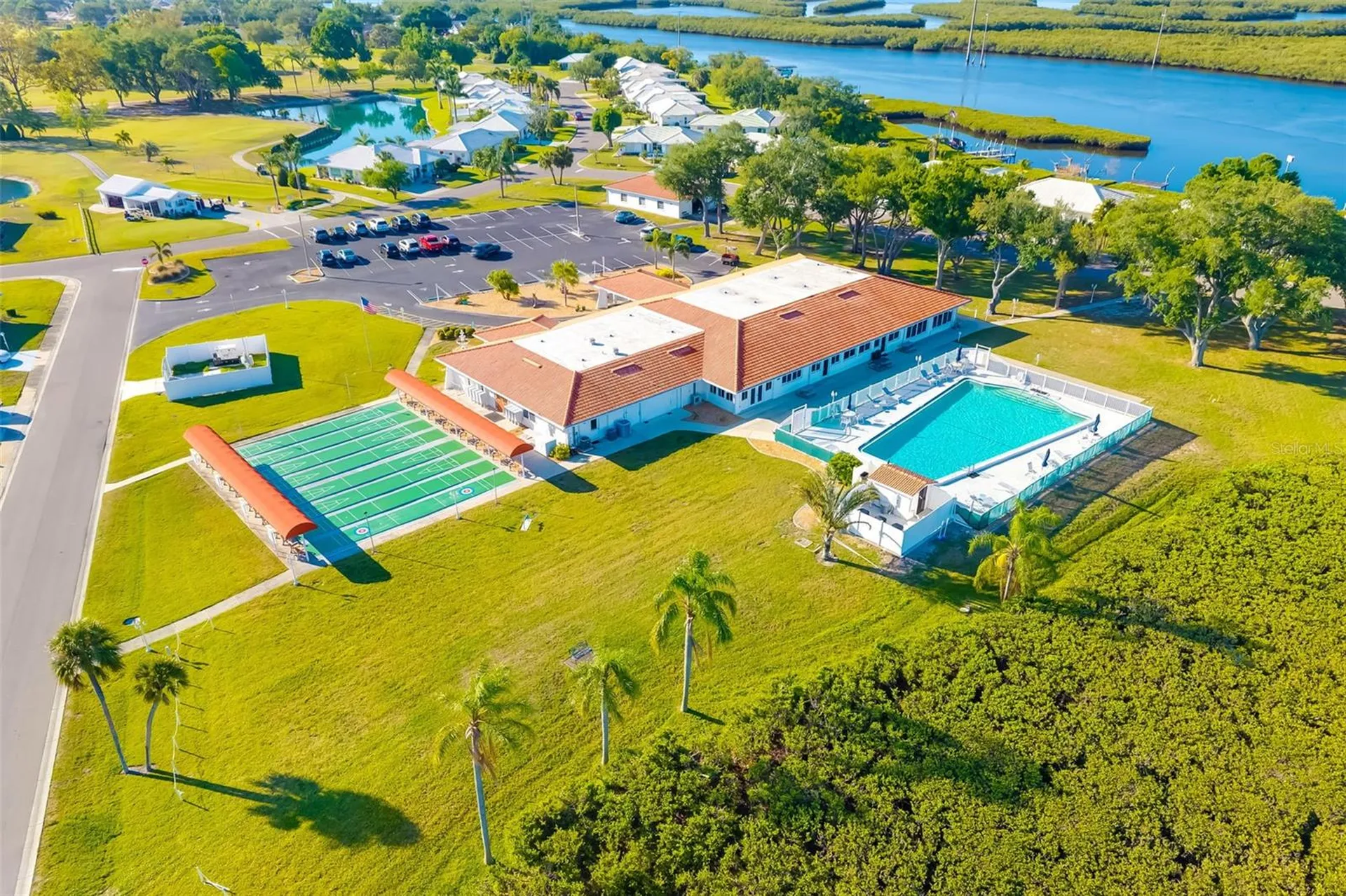 3910 Joyce Drive Bradenton FL 34208