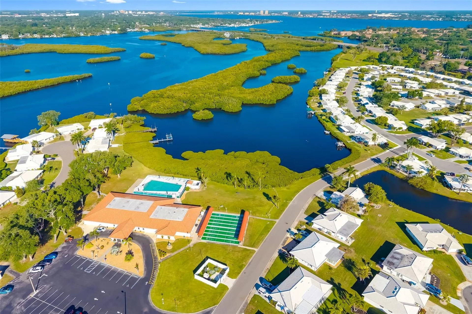 3910 Joyce Drive Bradenton FL 34208