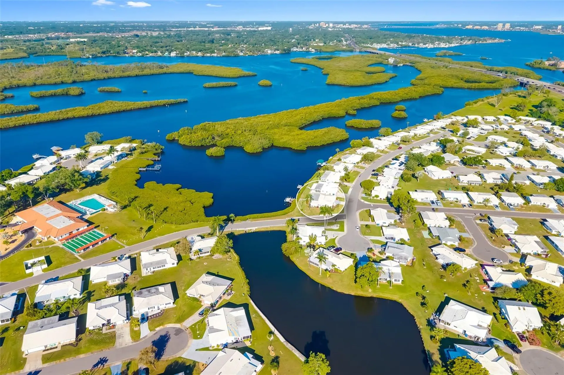 3910 Joyce Drive Bradenton FL 34208