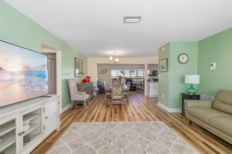 3910 Joyce Drive Bradenton FL 34208