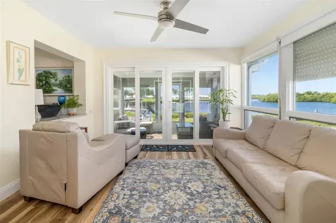 3910 Joyce Drive Bradenton FL 34208