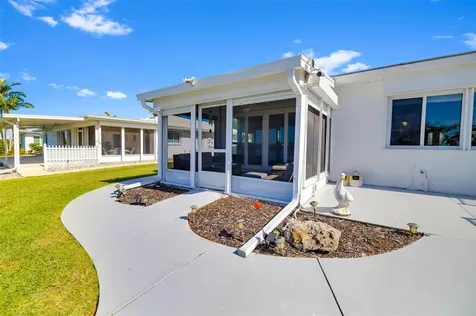 3910 Joyce Drive Bradenton FL 34208