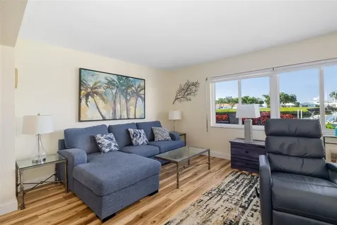 3910 Joyce Drive Bradenton FL 34208