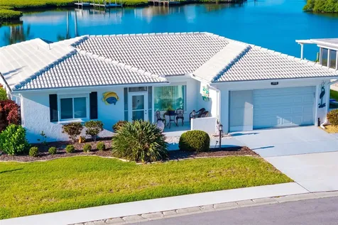 3910 Joyce Drive Bradenton FL 34208