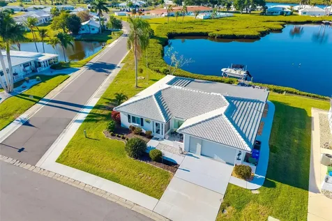3910 Joyce Drive Bradenton FL 34208