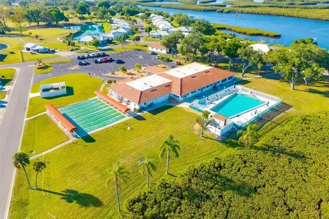 3910 Joyce Drive Bradenton FL 34208