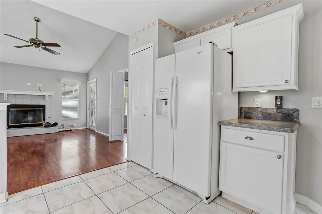 353 Lakebreeze Circle Lake Mary FL 32746