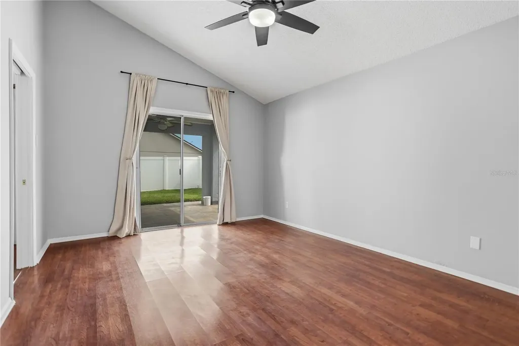 353 Lakebreeze Circle Lake Mary FL 32746