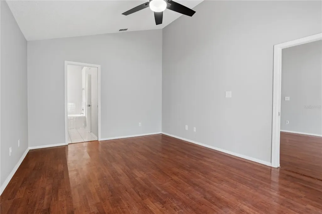 353 Lakebreeze Circle Lake Mary FL 32746