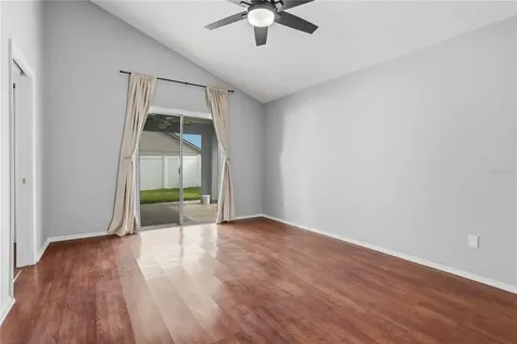 353 Lakebreeze Circle Lake Mary FL 32746