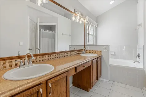 353 Lakebreeze Circle Lake Mary FL 32746