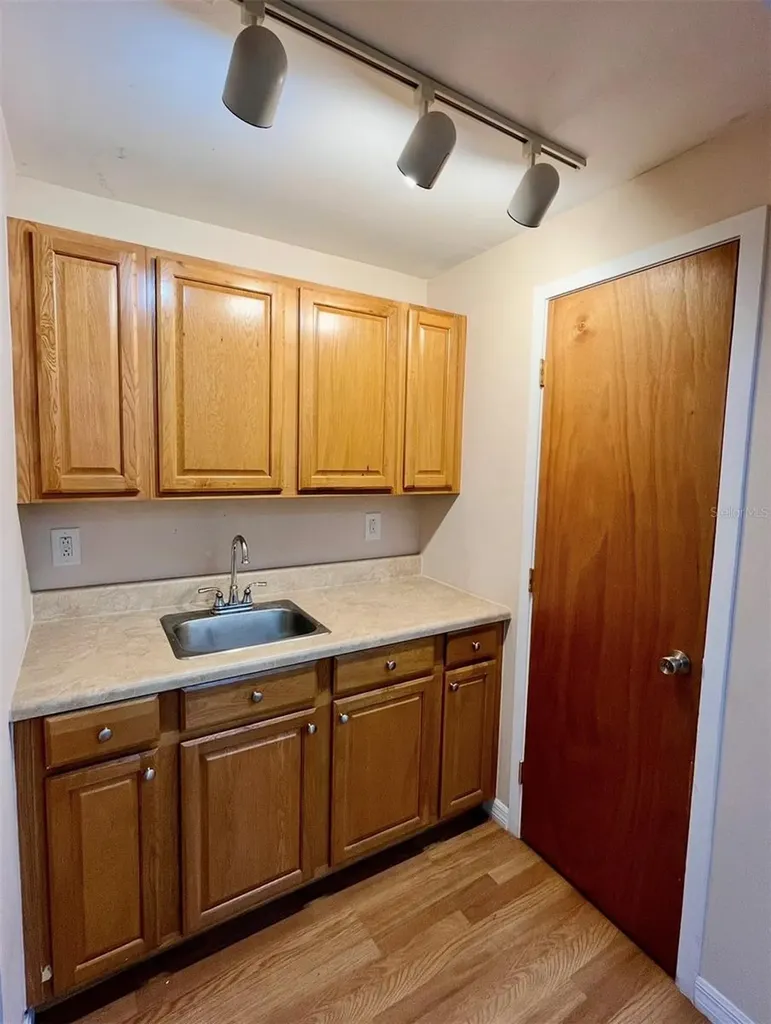 8751 Commodity Circle Orlando FL 32819
