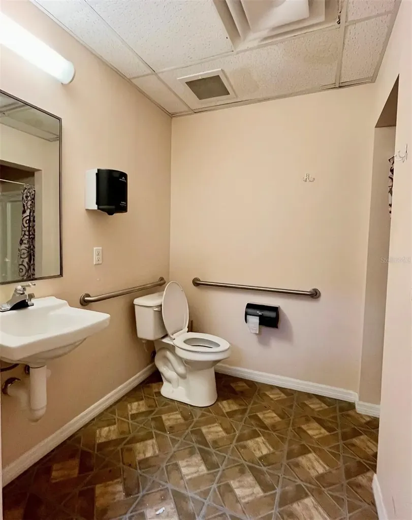8751 Commodity Circle Orlando FL 32819