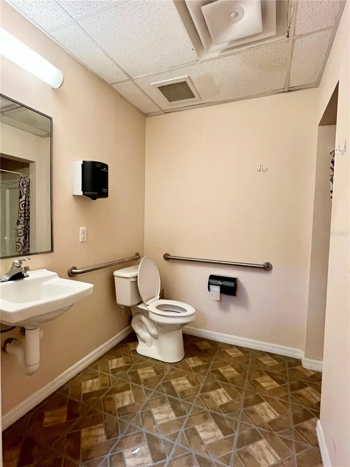 8751 Commodity Circle Orlando FL 32819