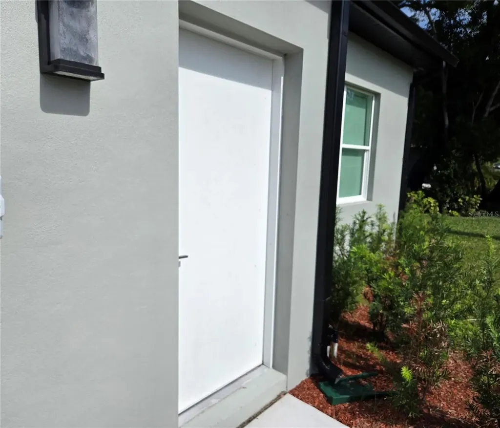 106 Lake Drive Oviedo FL 32765