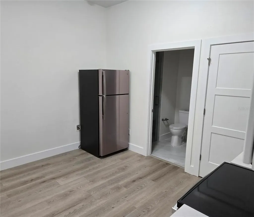 106 Lake Drive Oviedo FL 32765