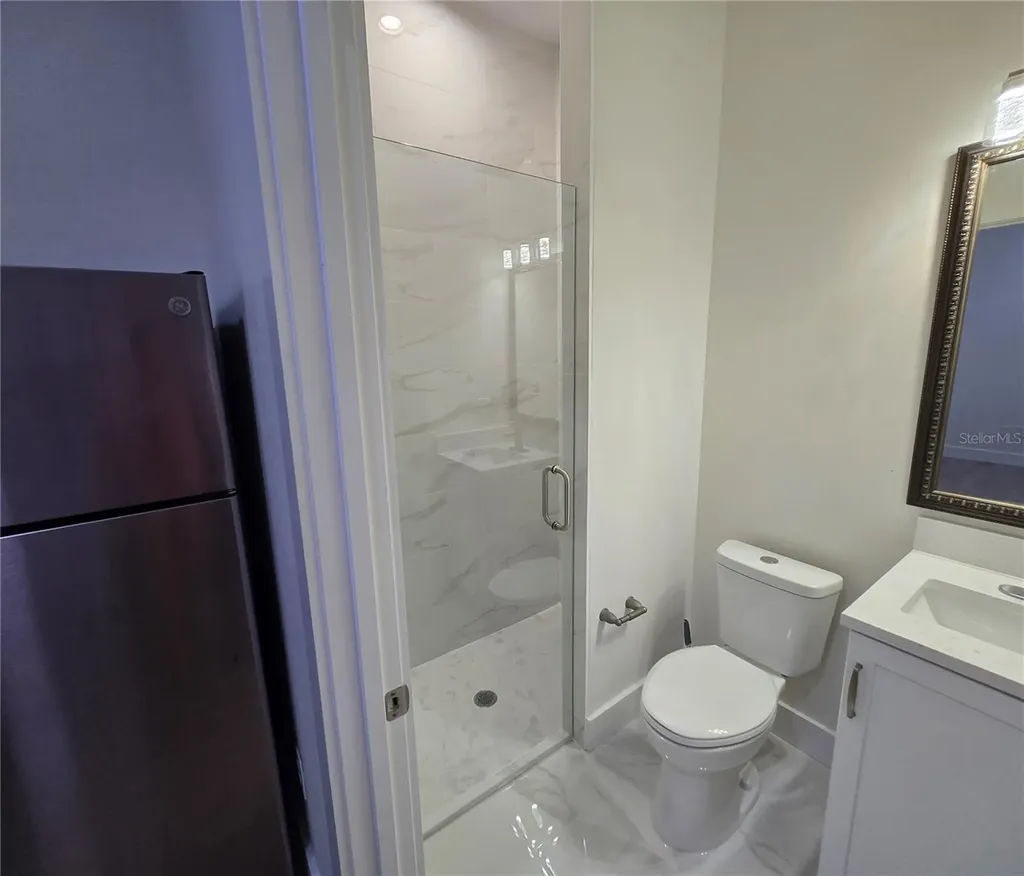 106 Lake Drive Oviedo FL 32765