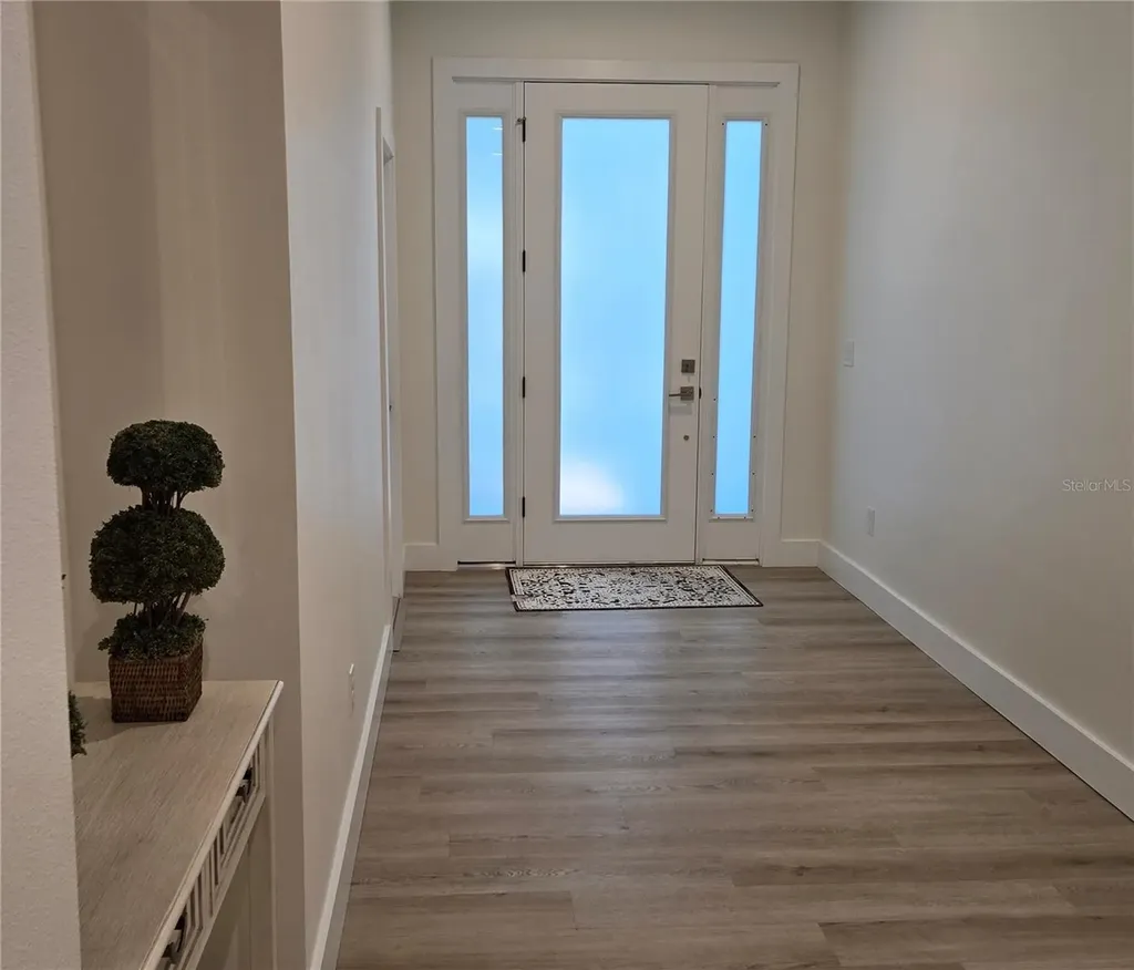 106 Lake Drive Oviedo FL 32765