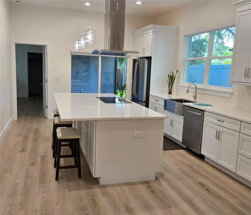 106 Lake Drive Oviedo FL 32765
