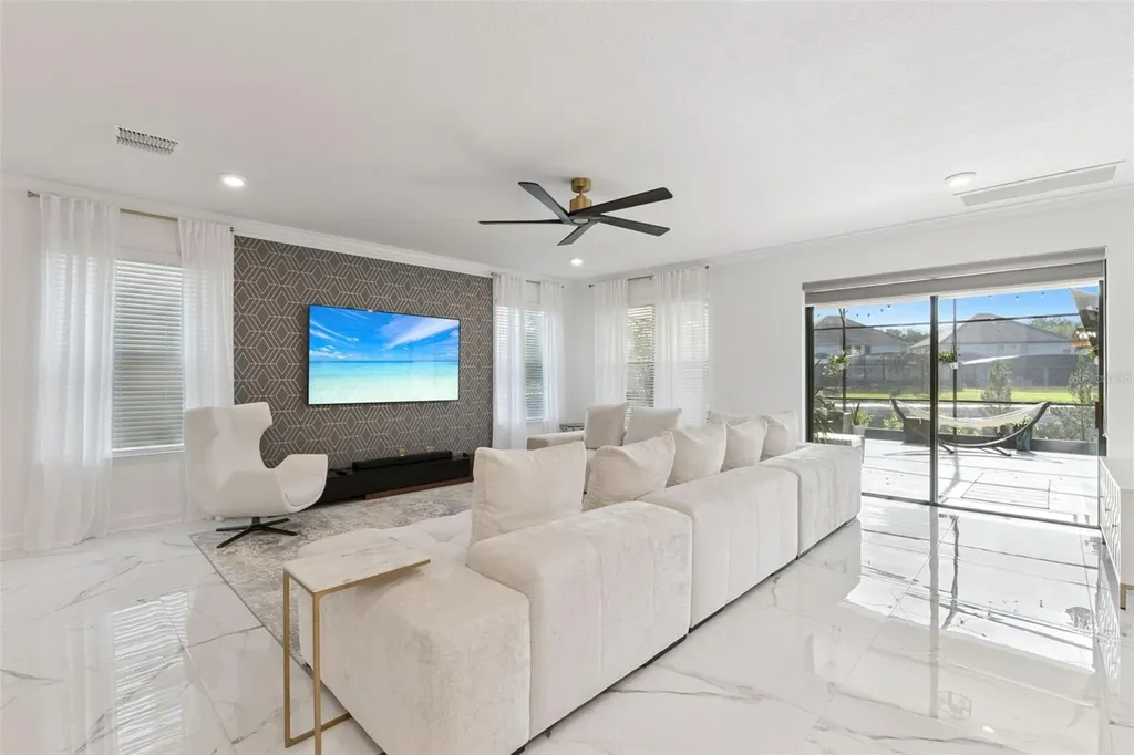 10734 Belle Maisons Drive Orlando FL 32832