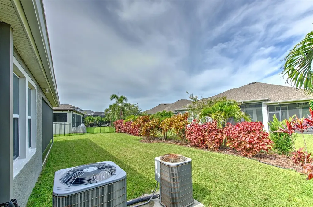 7401 Paradiso Drive Apollo Beach FL 33572