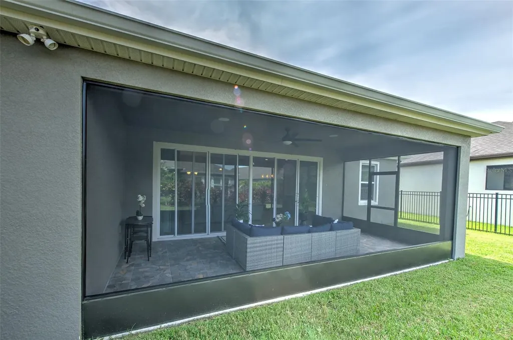 7401 Paradiso Drive Apollo Beach FL 33572
