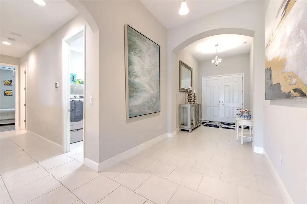 7401 Paradiso Drive Apollo Beach FL 33572