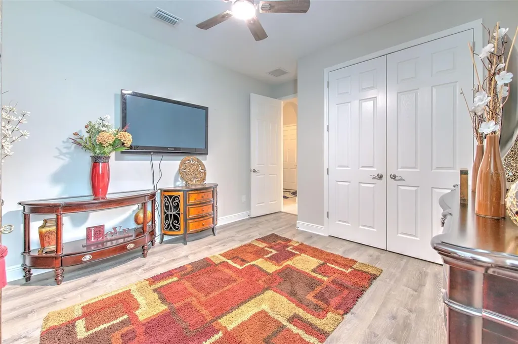 7401 Paradiso Drive Apollo Beach FL 33572