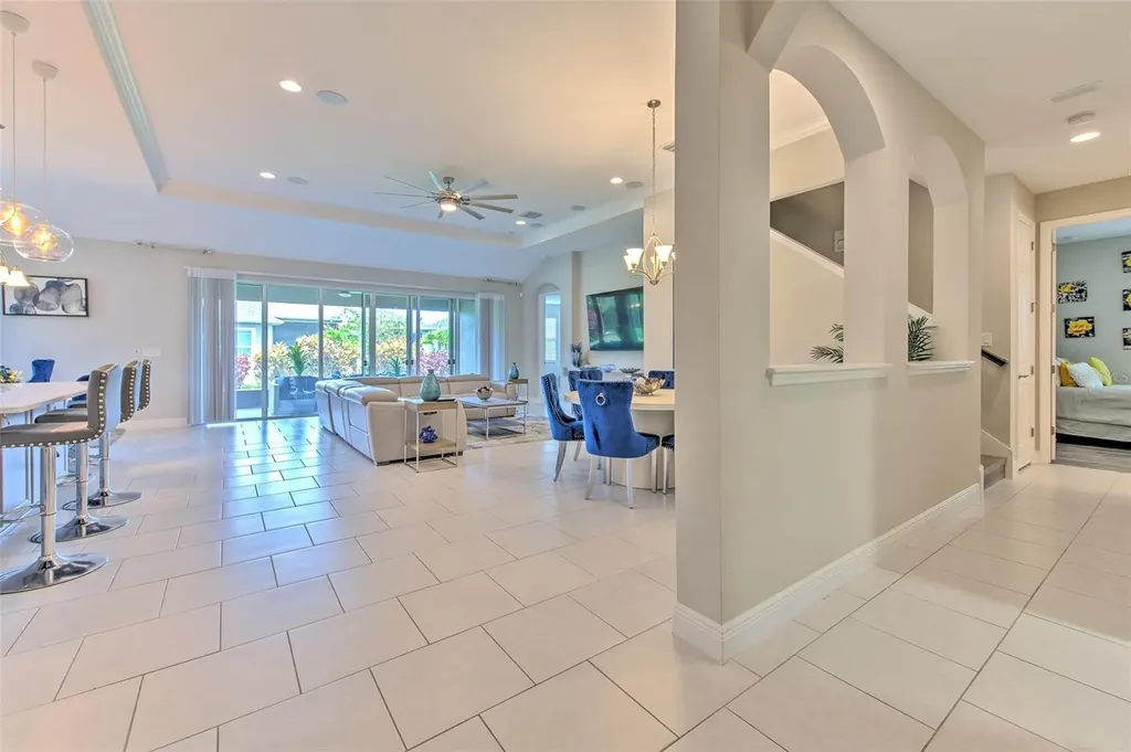 7401 Paradiso Drive Apollo Beach FL 33572