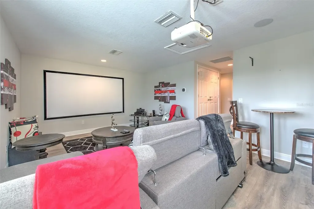 7401 Paradiso Drive Apollo Beach FL 33572