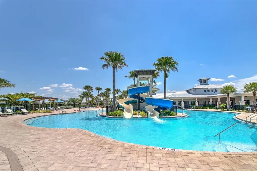 7401 Paradiso Drive Apollo Beach FL 33572
