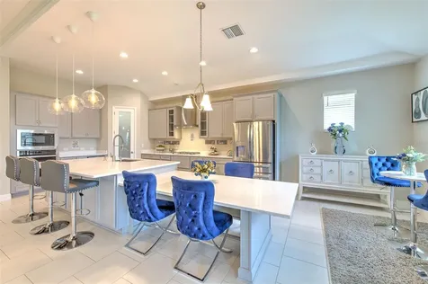 7401 Paradiso Drive Apollo Beach FL 33572